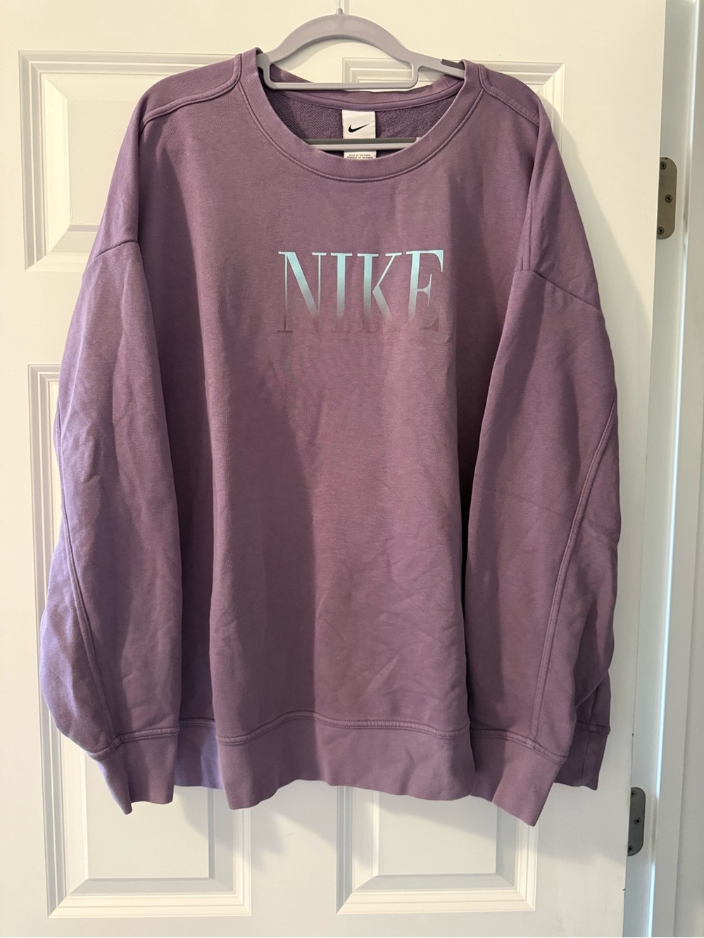 Nike Women’s Crewneck Sweatshirt